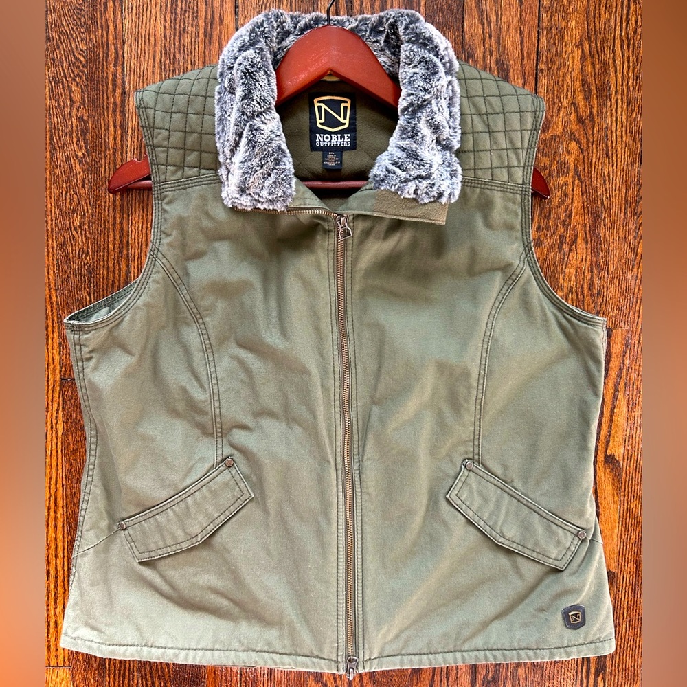 Noble Outfitters Women's Canvas Vest